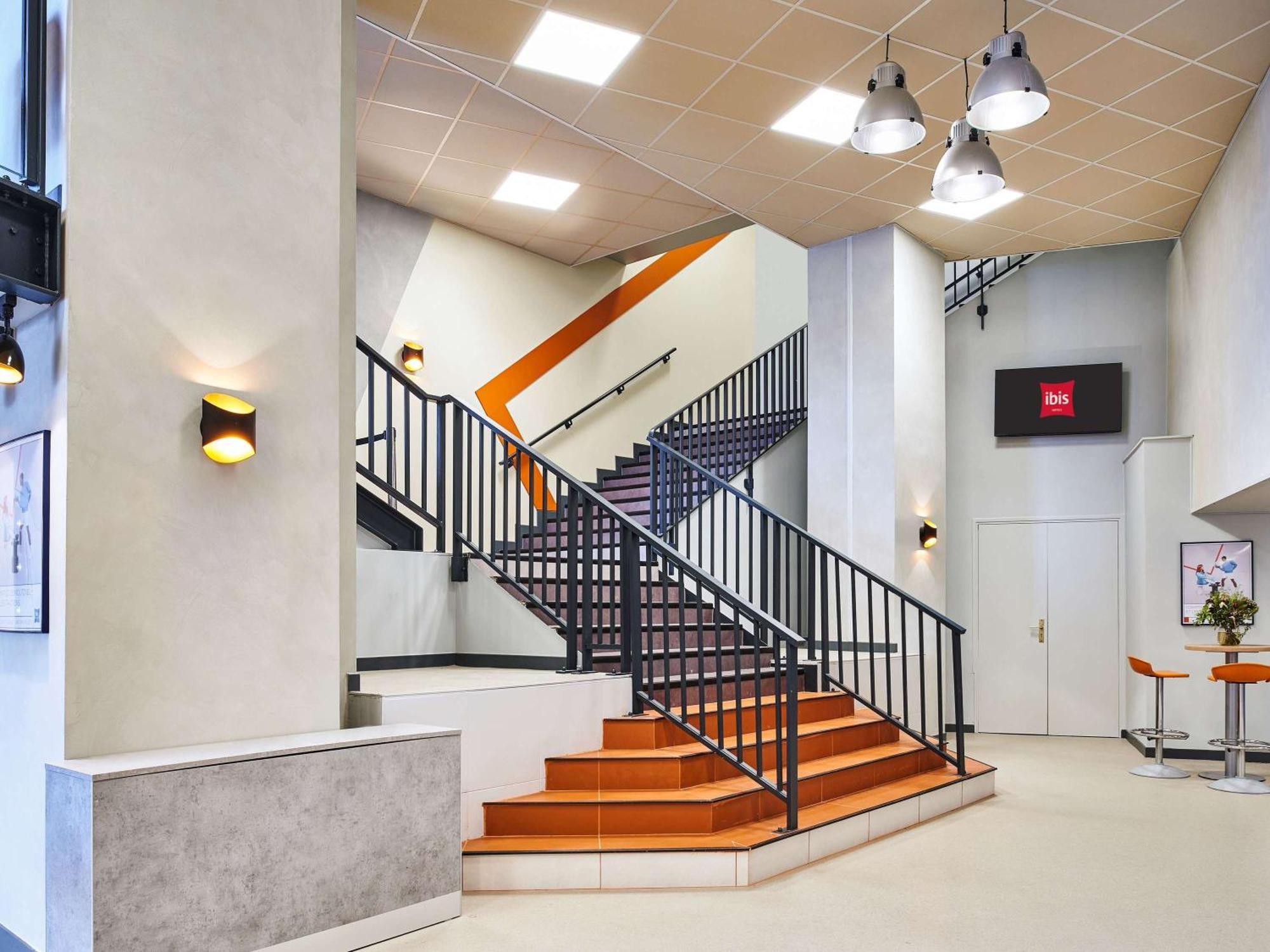 Ibis Budget Paris Porte D'אוברווילייה מראה חיצוני תמונה